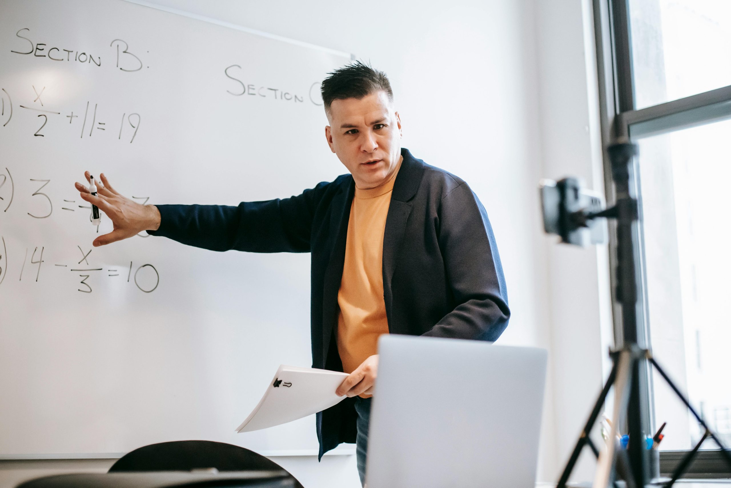 Top Online Learning Platforms for Professionals Seeking Career Growth
